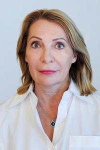 Dr. Kathrin Gouvianakis